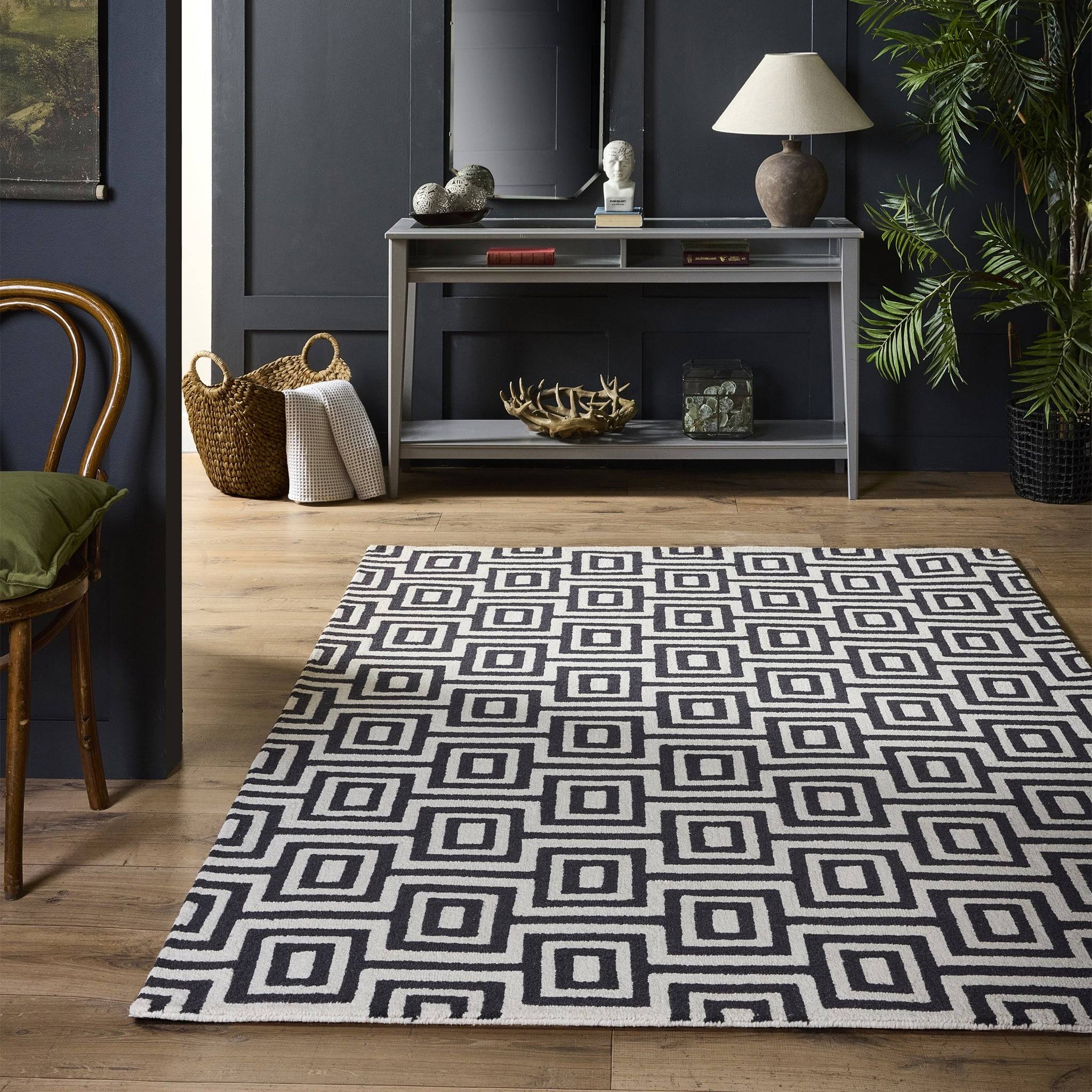 Wool Labyrinth Rug 120x170