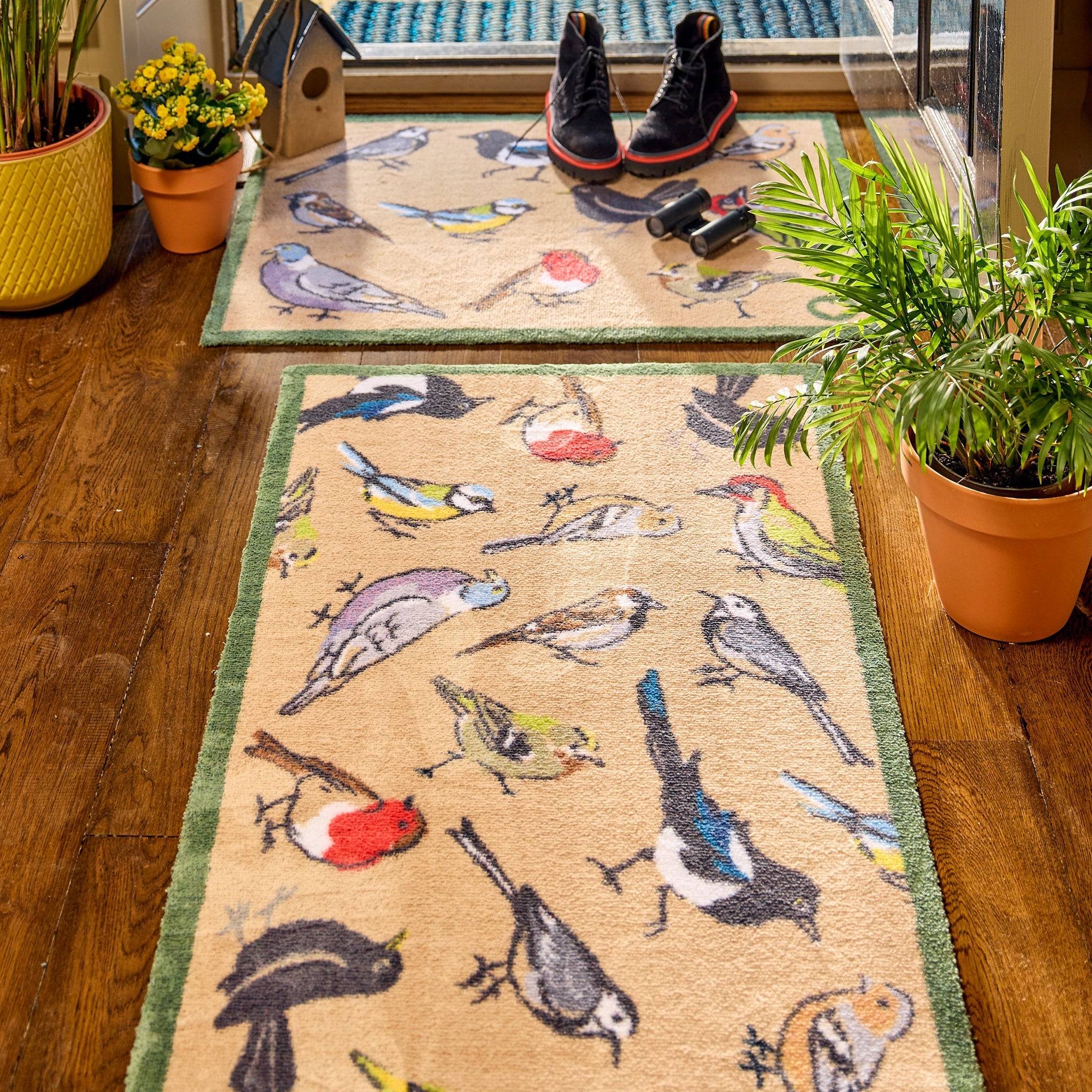 Hug Rug Bird Watcher Charity Runner Beige
