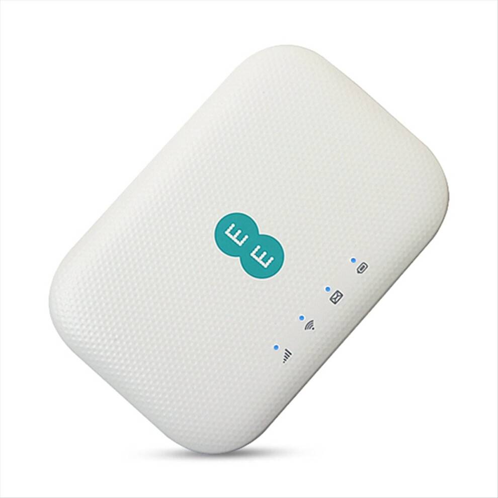 300 Mbit/s Mini Outdoor Hotspot EE71 4G Router