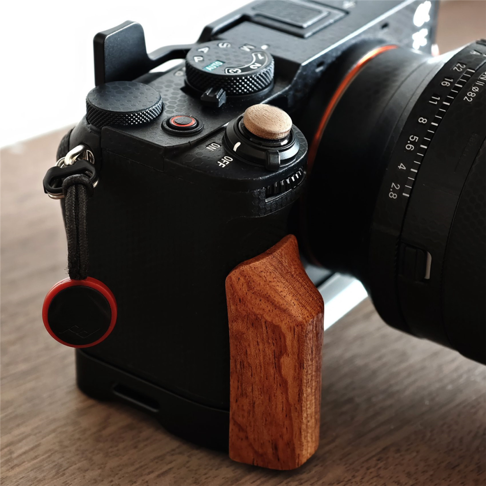 L Hand Grip Camera Base Plate