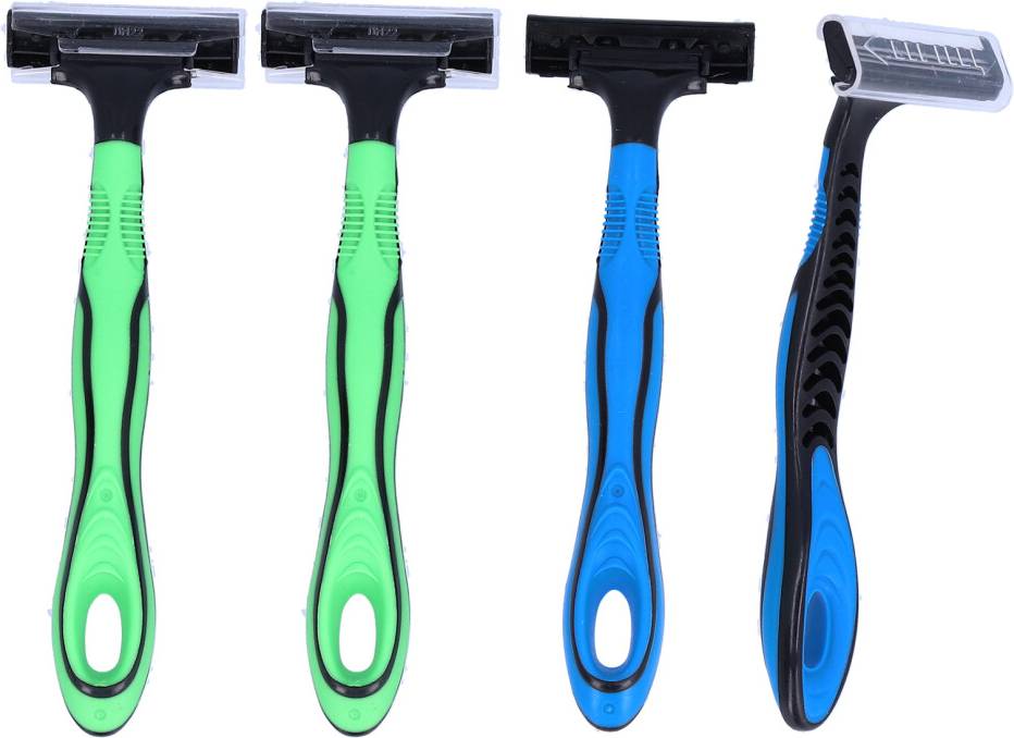 Pivoting Head Razor With Lubricating Strip