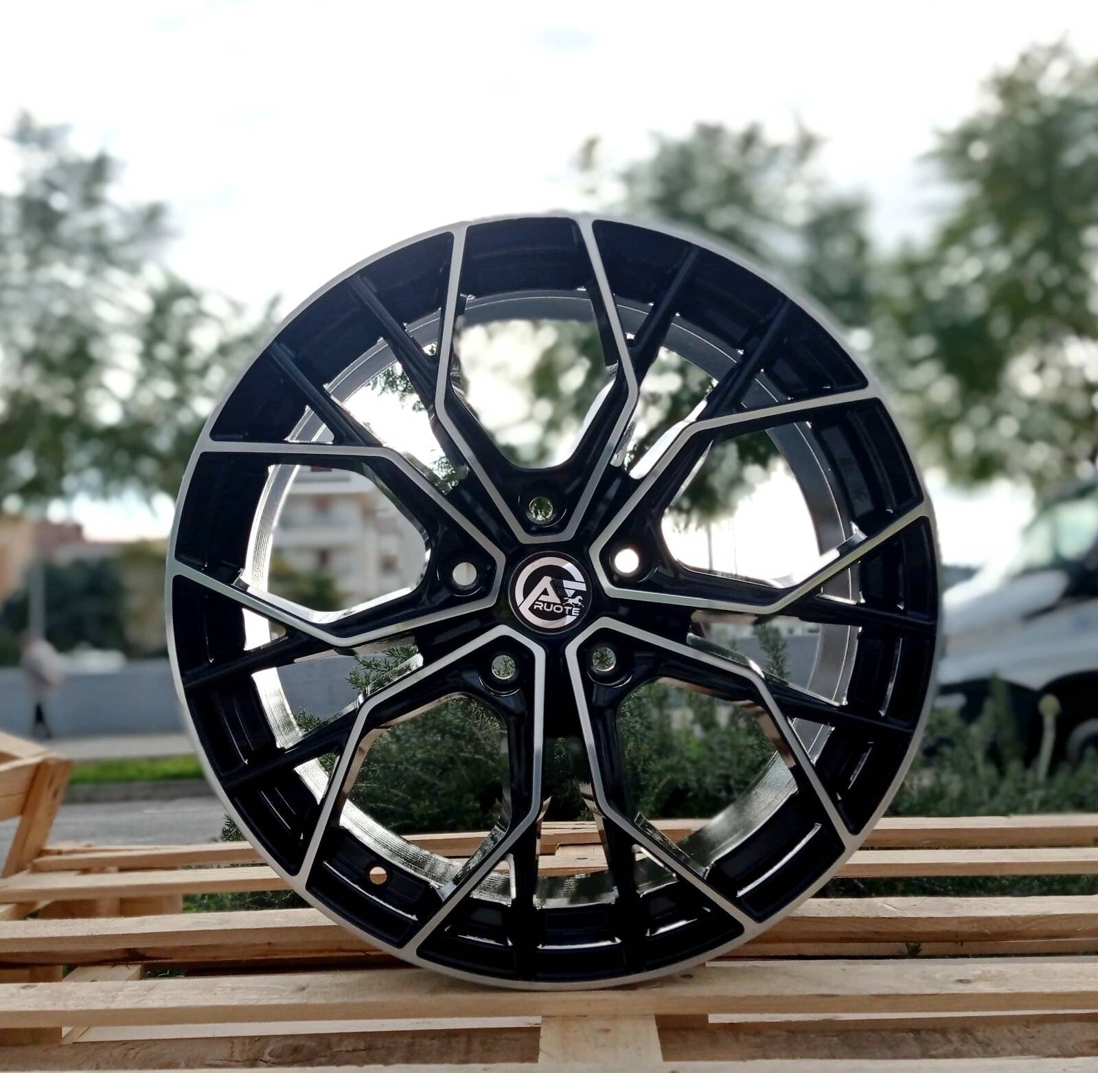 Avus Rim Aluminium 18 Inch Alloy Wheel