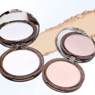 GEGE BEAR Oil Control Pressed Powder - 3 Colors