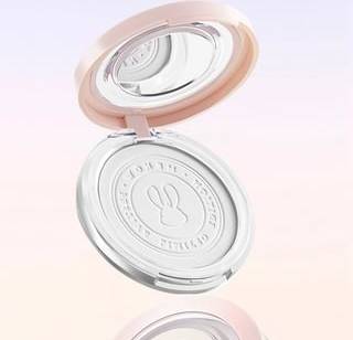 MENOW Rabbit Edition Matte Loose Setting Powder 6 Shades E01 Translucent