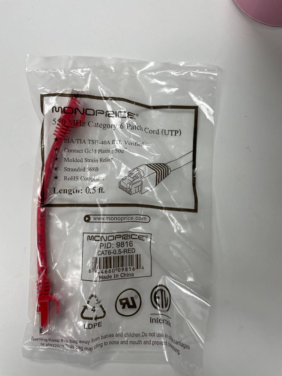 Monoprice Cat6 Ethernet Patch Cable Flexboot Snagless RJ45
