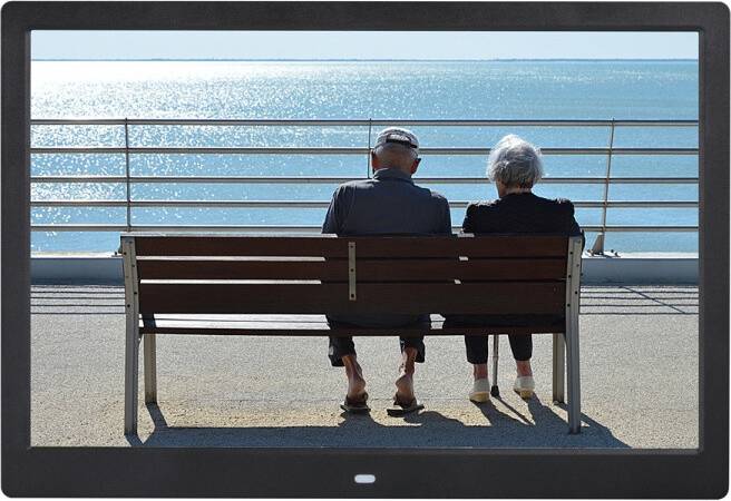 14-Inch Digital Photo Frame Black