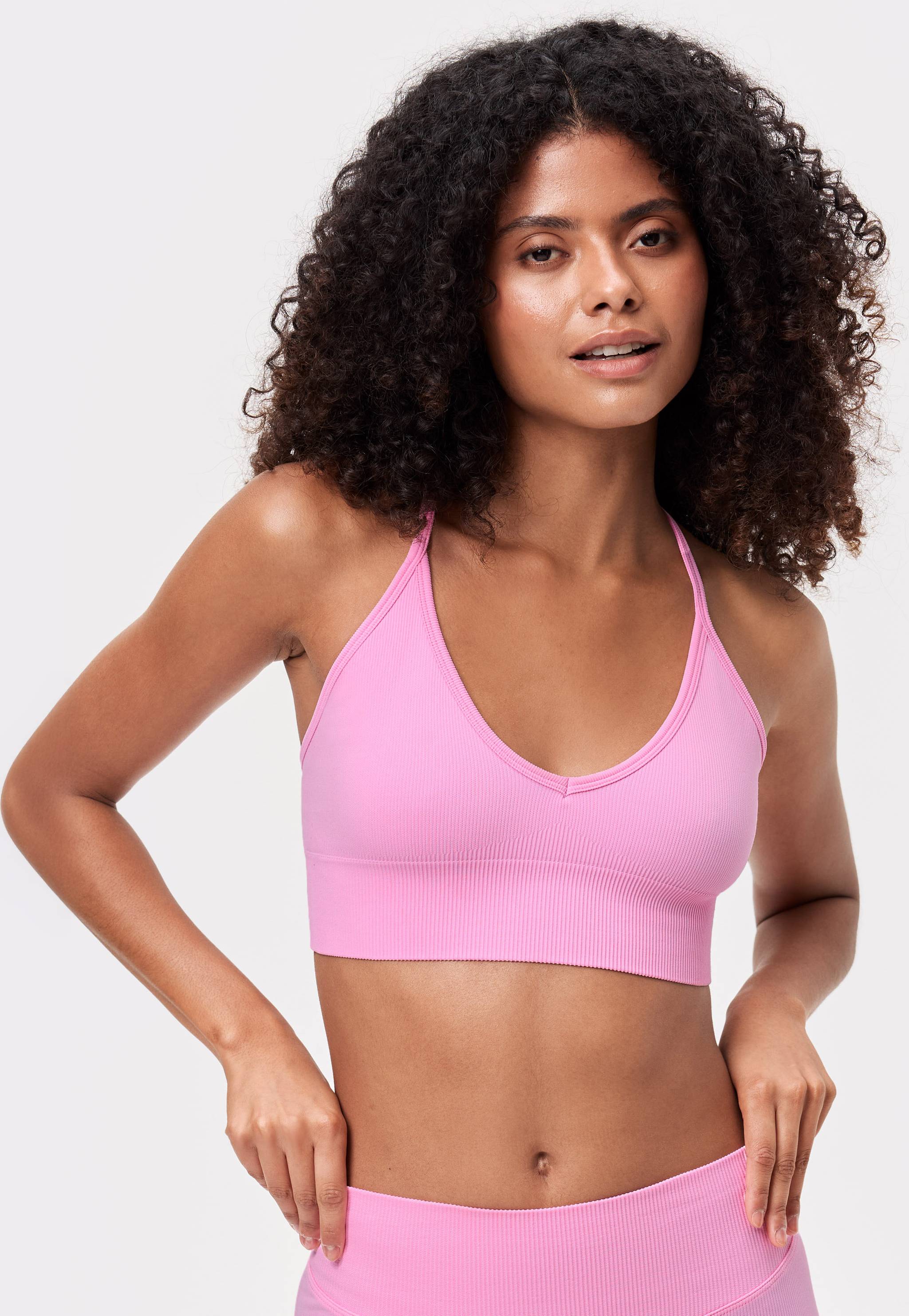 Stronger Seamless Ribbed Strap Sports Bra