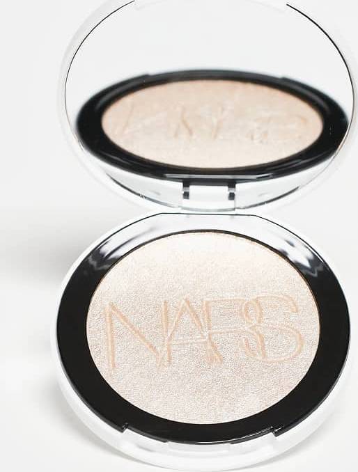 NARS Light Refelecting Powder Luminizer Eros - Silver