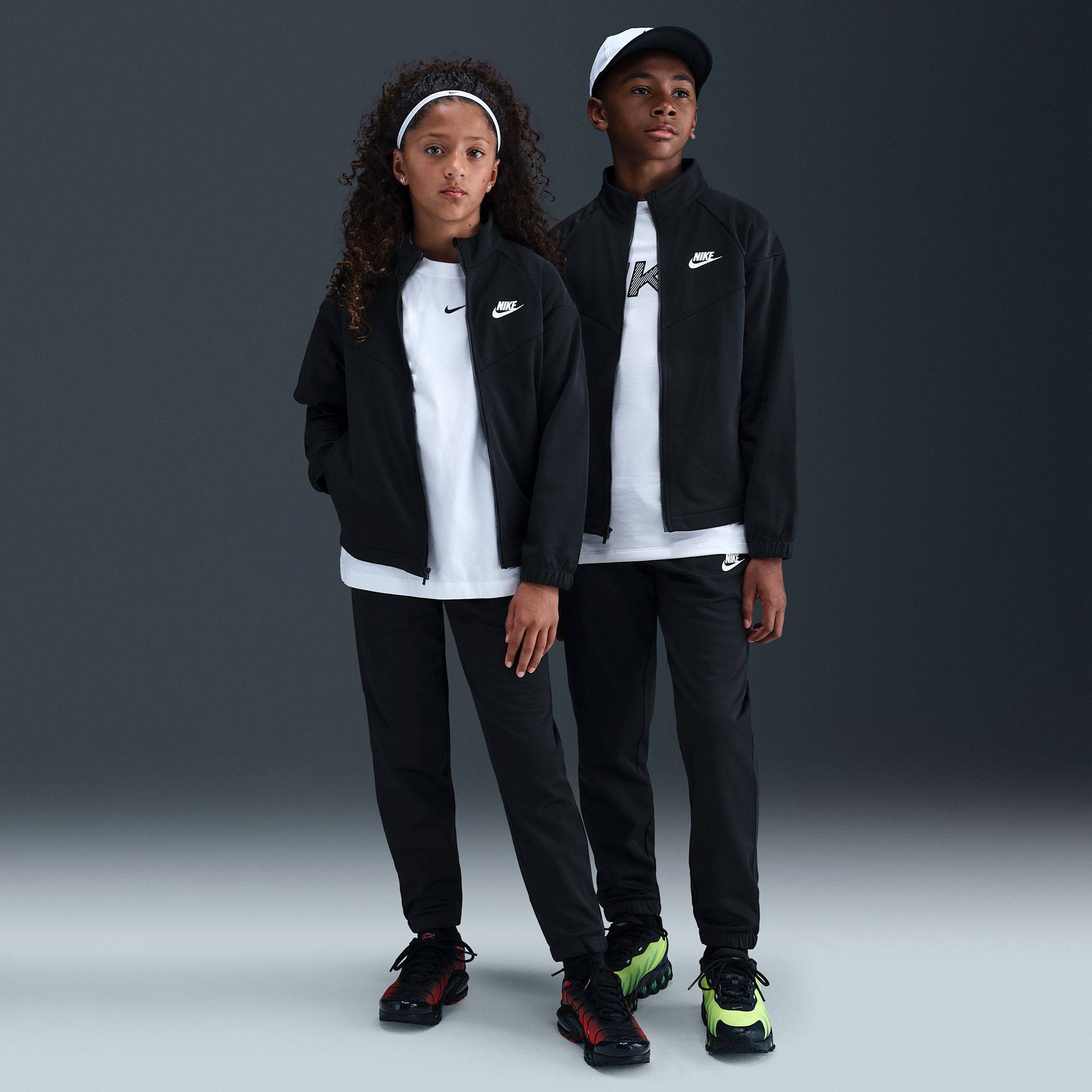 Nike Dri-Fit Poly Zip Through Tracksuit - Sort