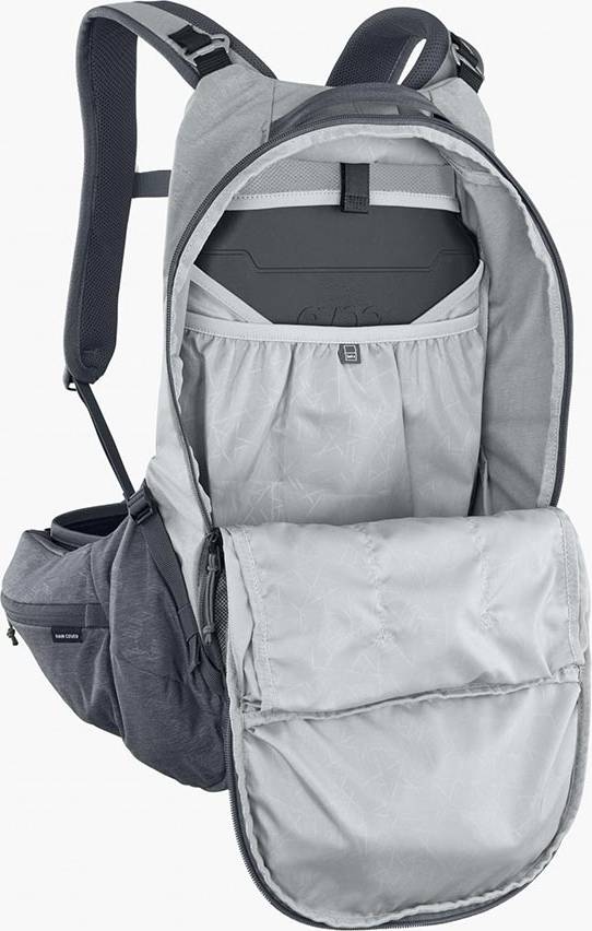 Evoc Trail Pro Protector Rygsæk 16l