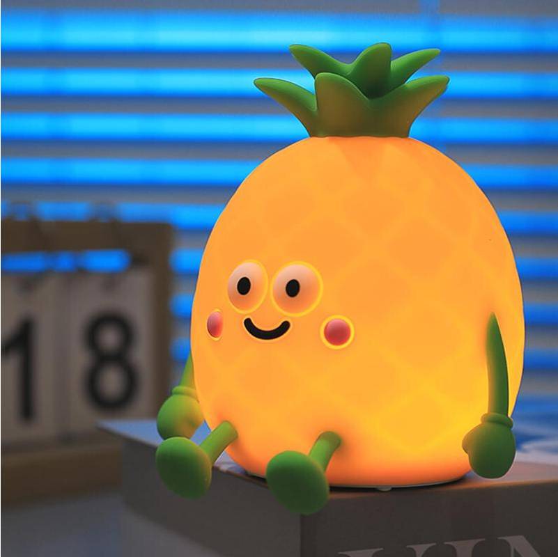 LED Pineapple 7 Colors Night Light