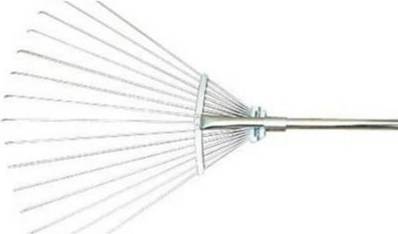 B&Q Adjustable Metal Garden Rake For Leaves