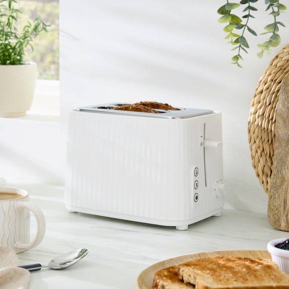 Dunelm Ribbed Plastic 2 Slice Toaster
