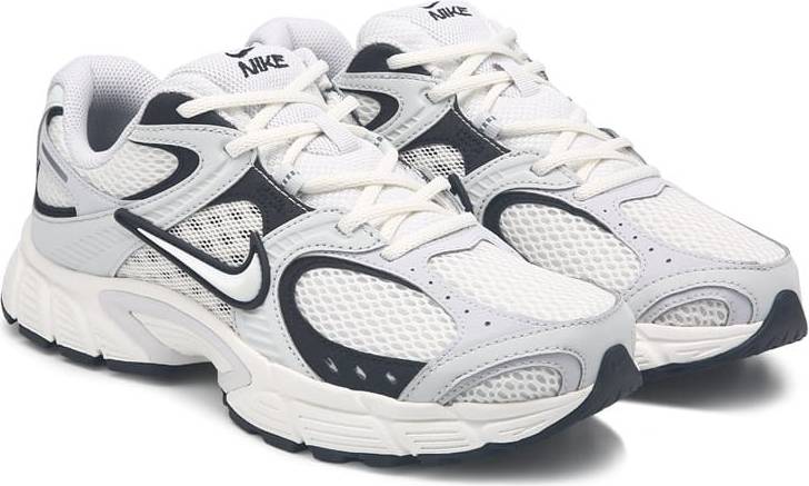 Nike V5 RNR - Vit