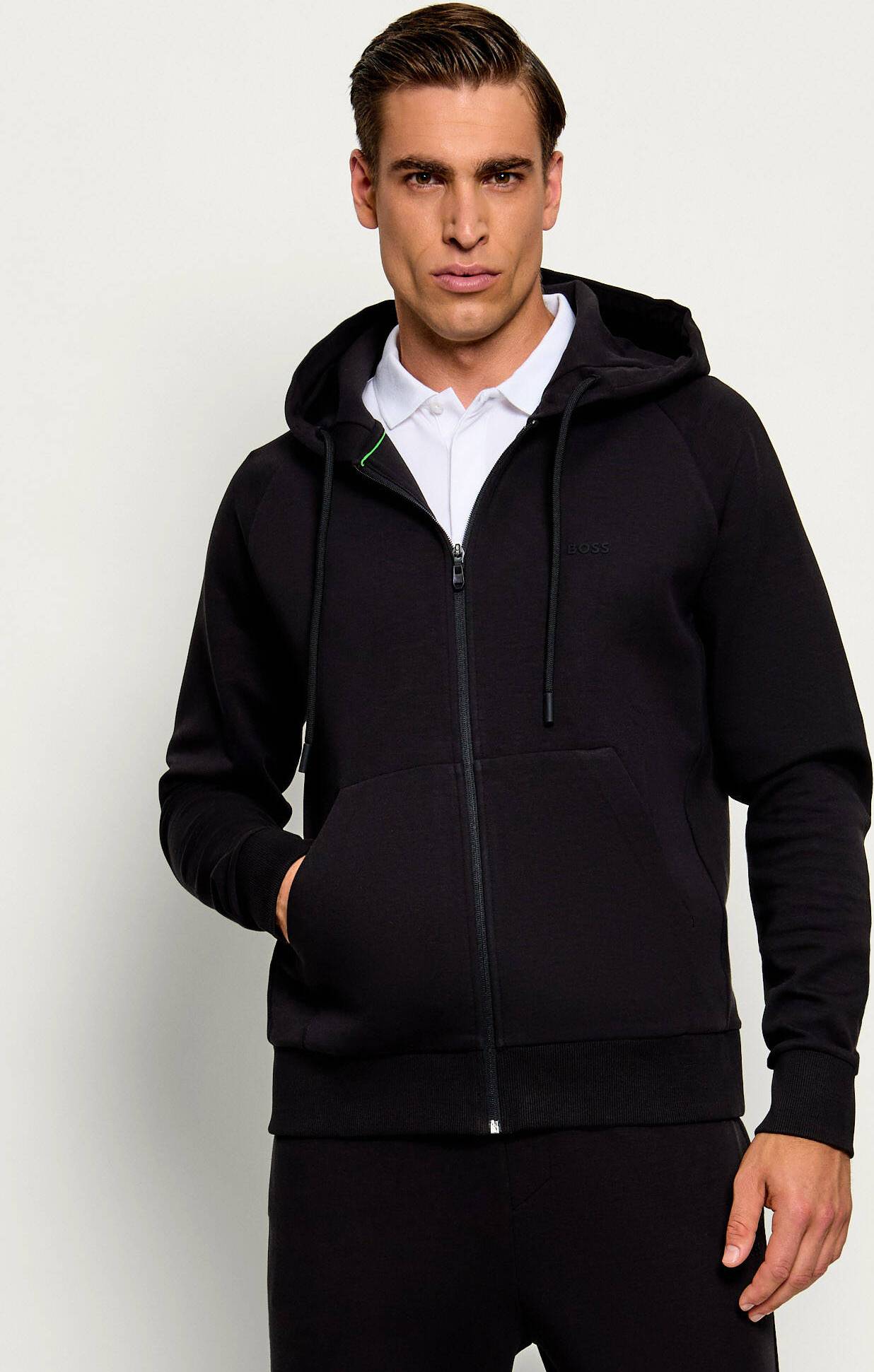 Boss saggy hoodie BOSS Green Full-Zip Hoodie Adjustable Drawstring Streamlined Design - Black
