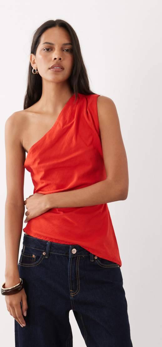 Asymmetric Ruched Top - Red
