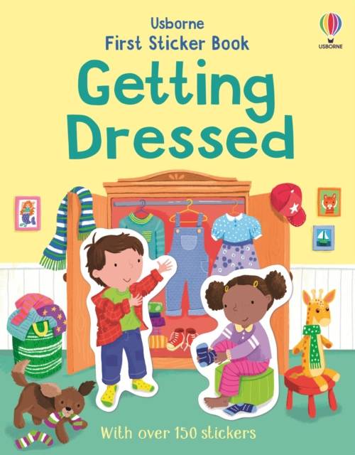 First Sticker Book Getting Dressed (Häftad Eng)