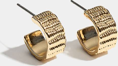 Guldfärgade Hoops Med Räfflad Design