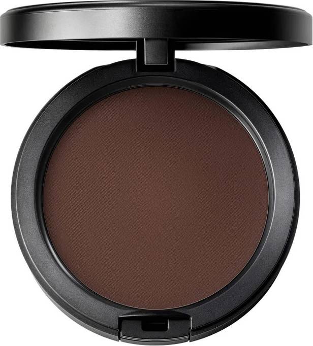Mac studio fix powder MAC Studio Fix Powder Plus Foundation NC65