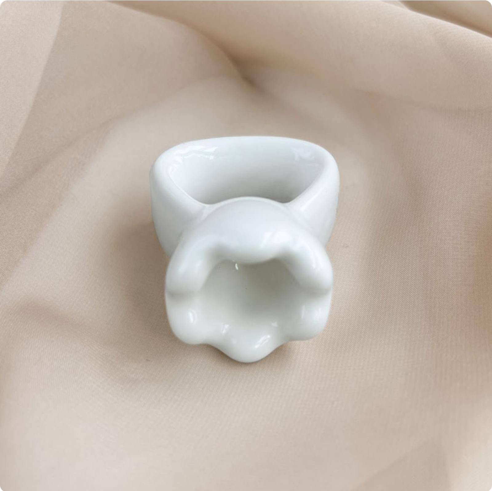 Gua Sha Ringed Loop Handle Glossy Finish