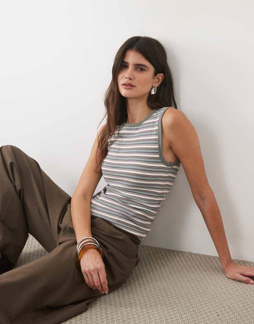 Abercrombie & Fitch Ribbed Tank Top With Built In Bra Brown