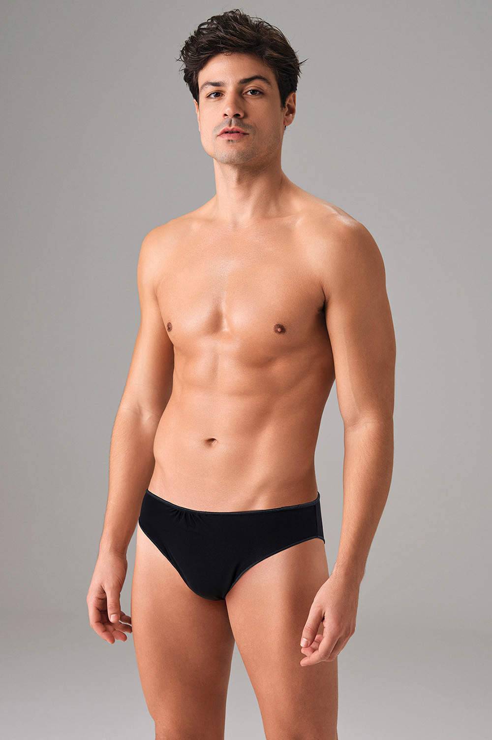 Essentials 1025 Brief