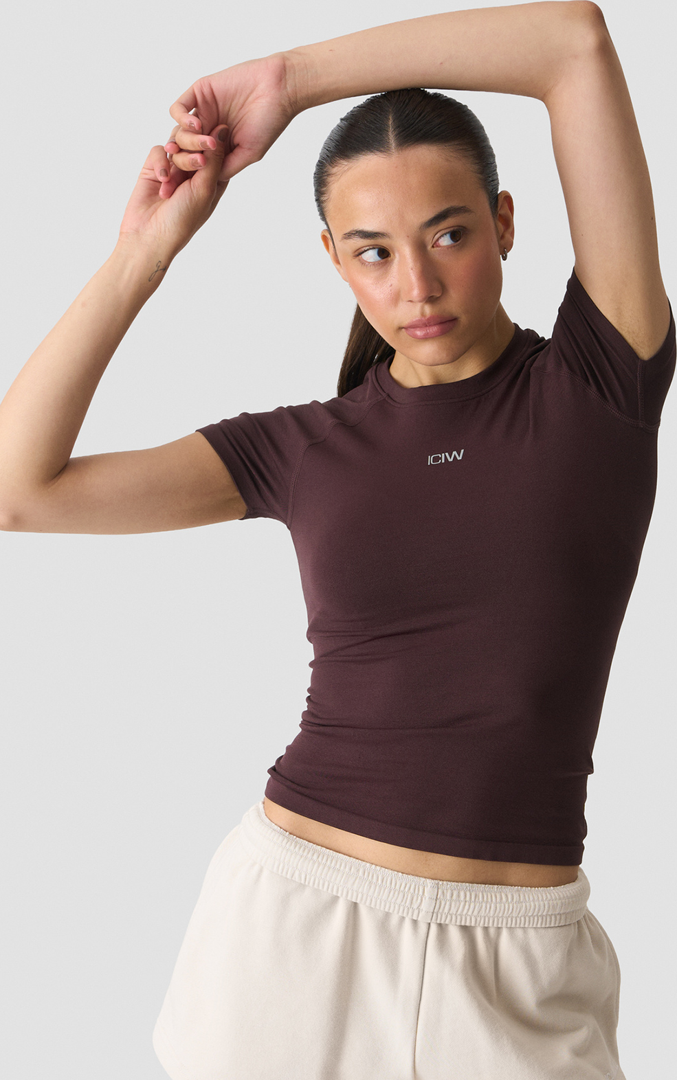 ICIW Smooth Seamless Tee
