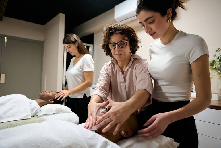 Micro-Needling Facial Course With Classroom Session