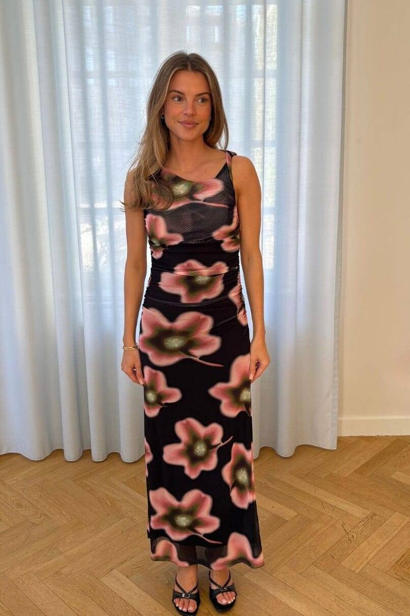 Modström Benjamd Print Dress Distorted Bloom - Sort