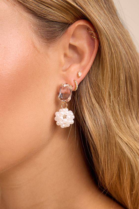 White Pearl Rhinestone Drop Earrings