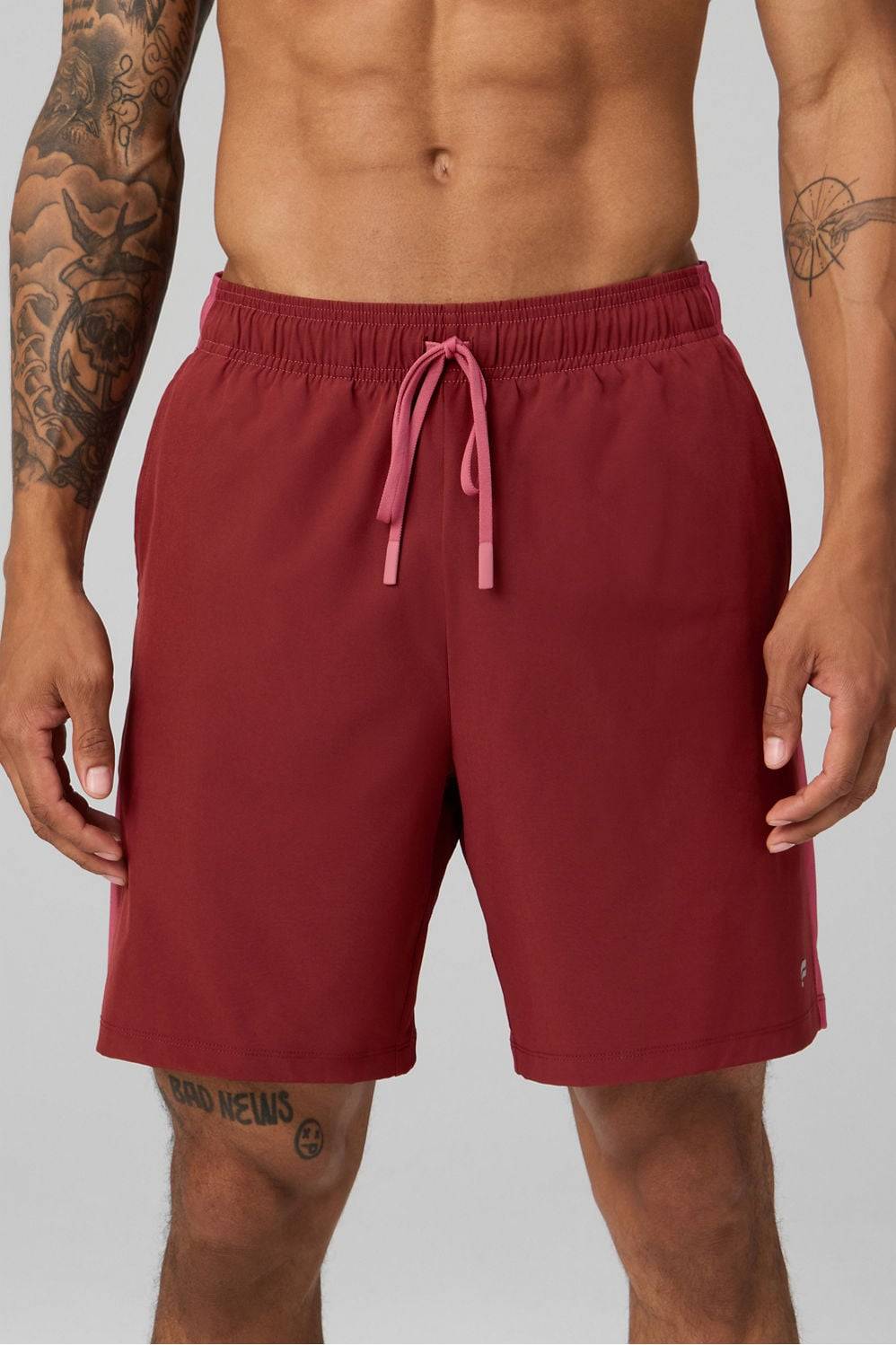 Fabletics O2 Run Athletic Shorts Mit Innenhose - Rot