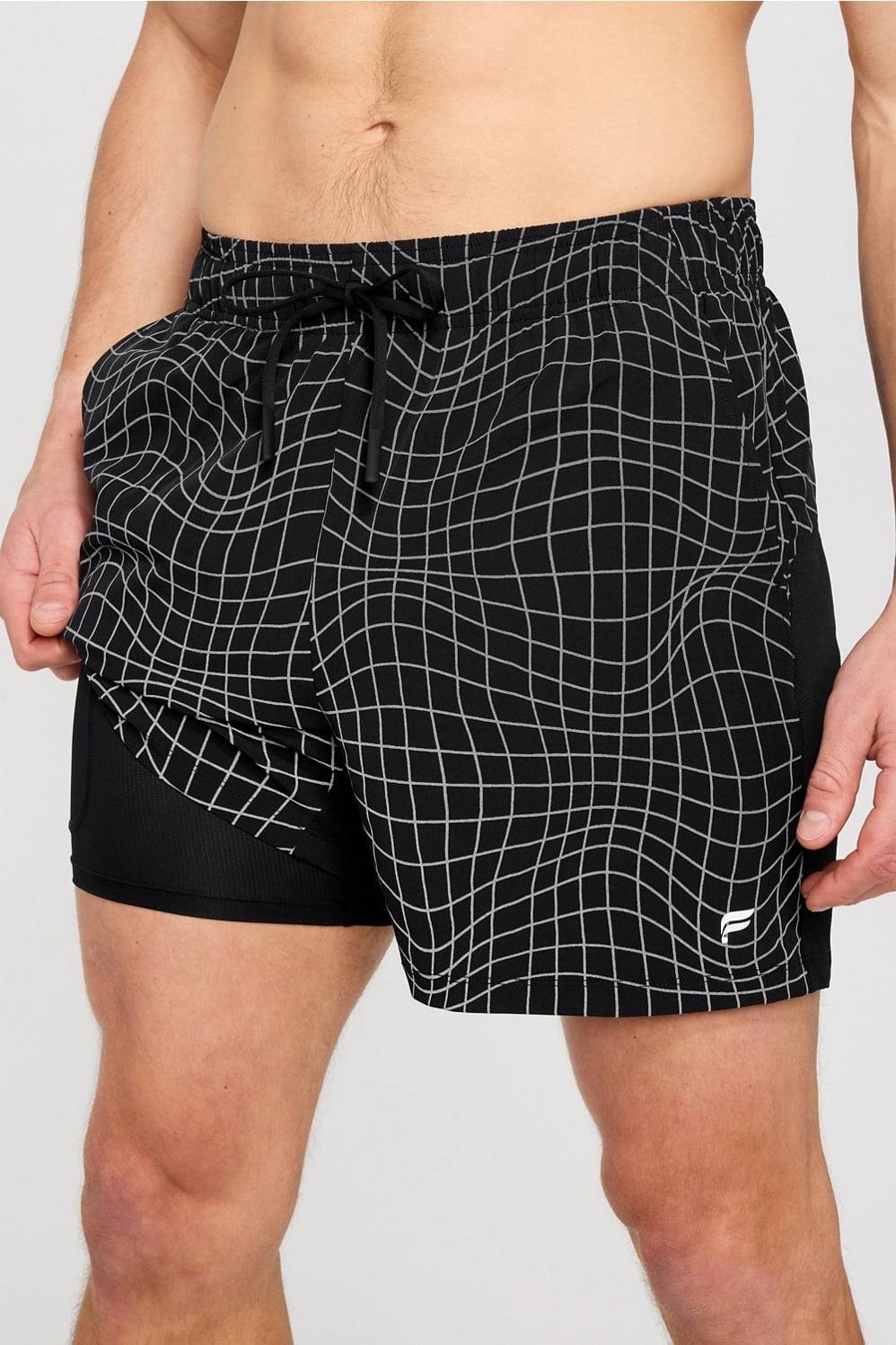Fabletics O2 Running Shorts Mit Innenhose - Black Griddy Reflective Size