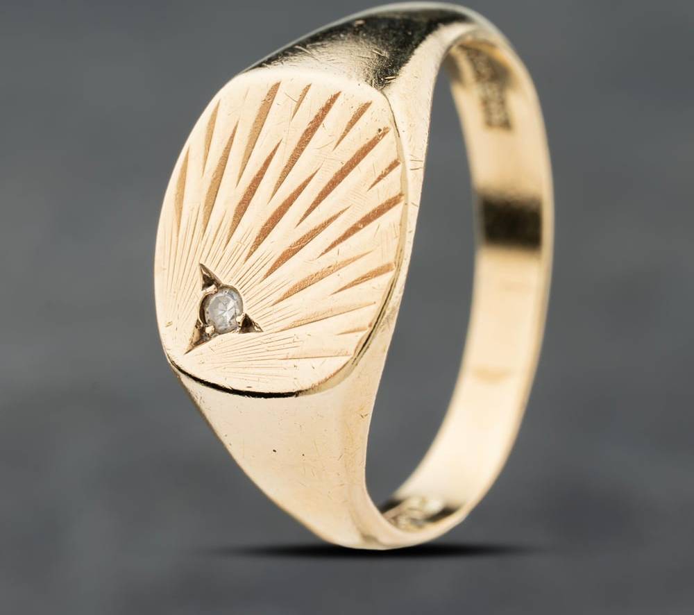 9ct Yellow Gold Diamond Set Patterned Signet Ring
