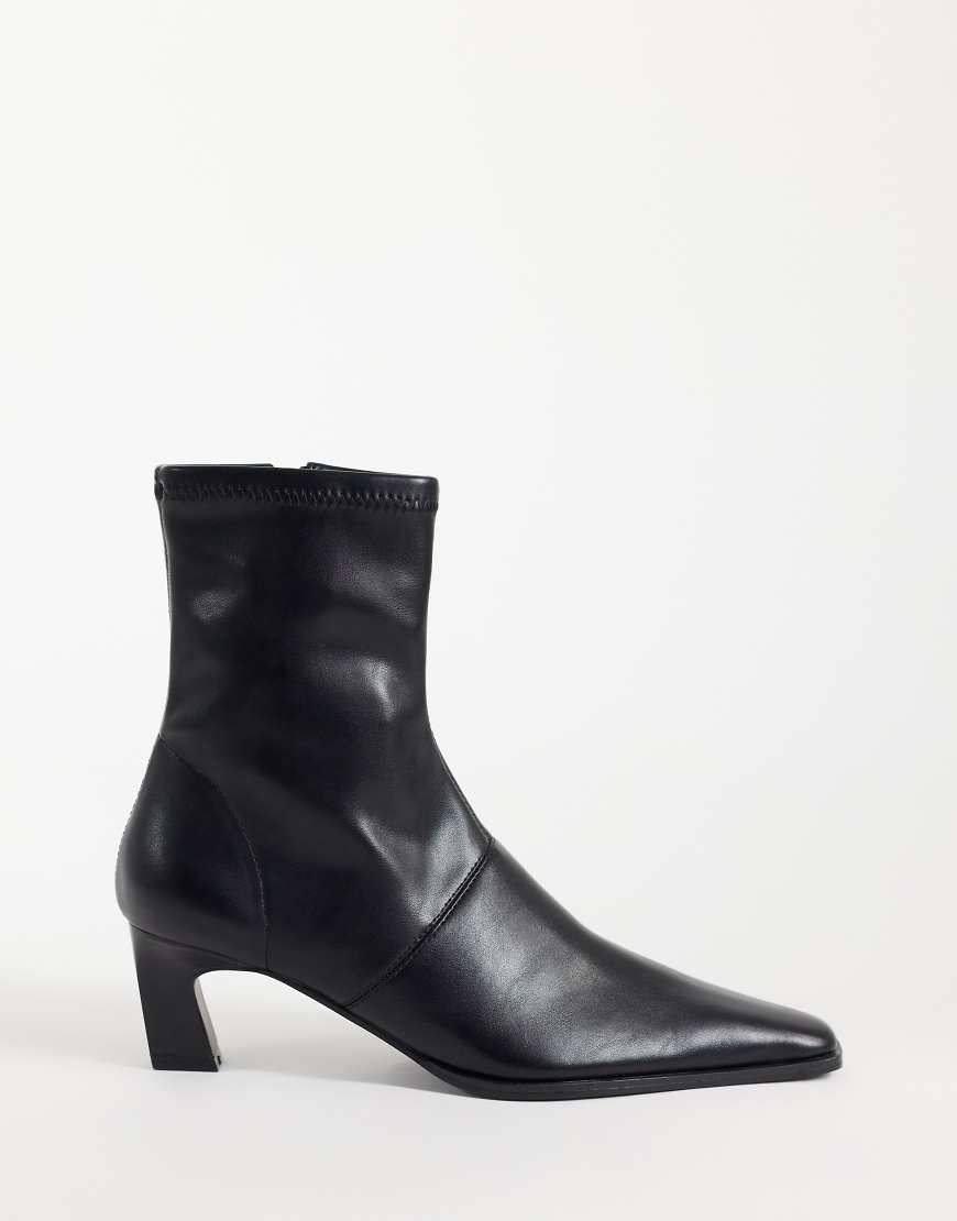ASOS DESIGN Rudy Chisel Toe Heeled Sock Boots - Black