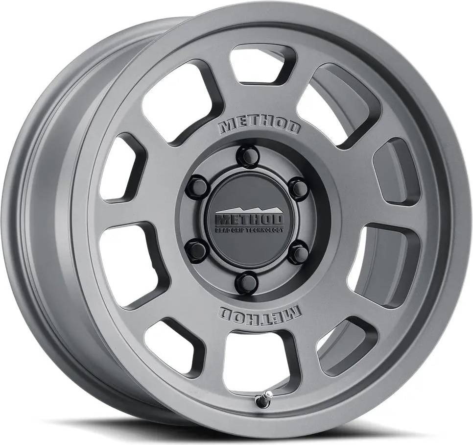 Method 705 Wheel - Titanium