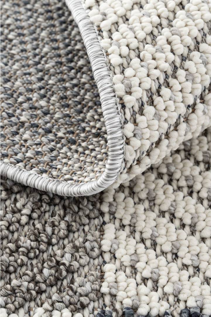 August Grove Licola Geometric Machine Area Rug Grey cm