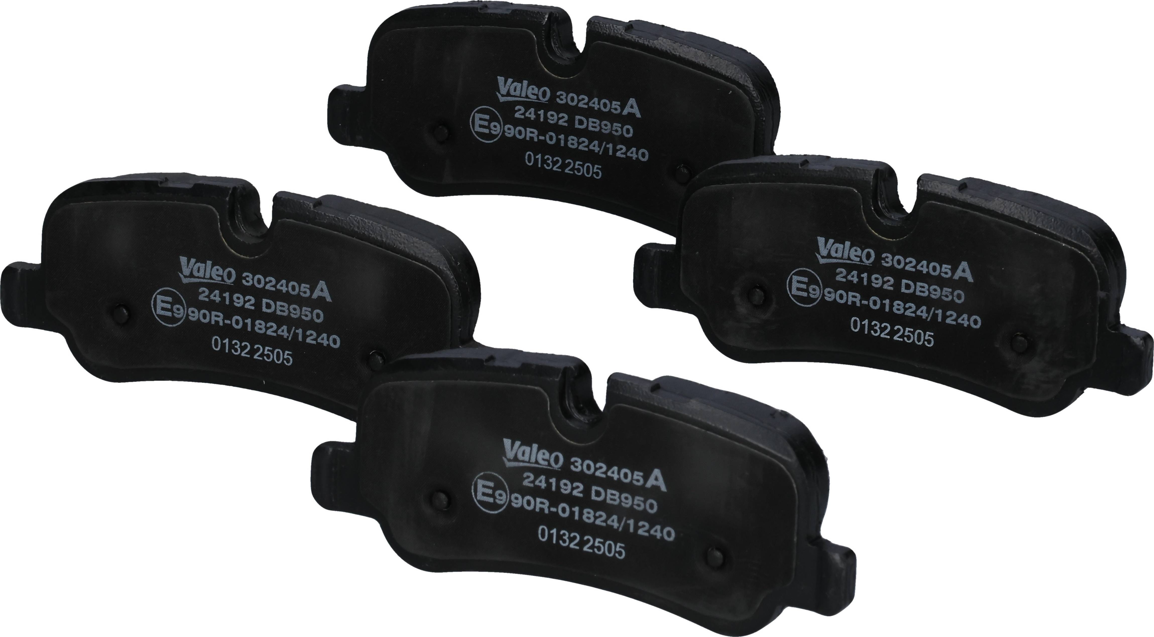 Valeo Brake Pad Set Expert Rear Axle With Anti-Squeak Plate