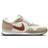 Nike Venture Runner W - Coconut Milk/Sesame/​Black/Rugged Orange