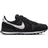 NIKE Internationalist W - Black/Dark Smoke Grey/White