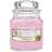 Yankee Candle Snowflake Kisses Doftljus Pink Scented Candle 105g