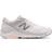 New Balance 847v4 W - Arctic Fox/Silver Mink/Peach Soda