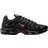 NIKE Air Max Plus M - Black/University Red/Metallic Silver