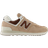 New Balance 574 W - Flat Taupe/Rich Oak/Turtledove