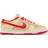 NIKE Dunk Low Strawberry Waffle M - Pale Vanilla/University Red/Sail/Wheat