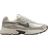Nike Initiator W - Soft Pearl/Light Orewood Brown/Dark Smoke Grey/Clay Green