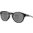 Oakley OO9265 Latch Polarized Solbriller 53 MM - Sort Grå
