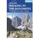 Walking in the Dolomites: 25 Multi-Day Routes in Italy's Dolomites (Häftad, 2017)