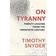 On Tyranny (Häftad, 2017)