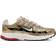 Nike P-6000 Icon Clash W - Light Bone/Metallic Gold/University Red/Summit White