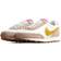 Nike Daybreak W - Fossil Stone/Summit White/Magic Flamingo/Saffron Quartz